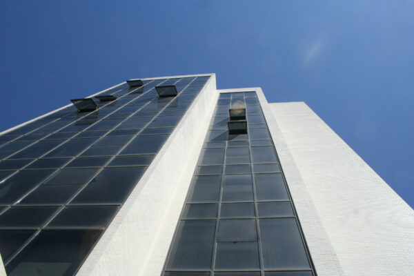 edificio de oficinas 19